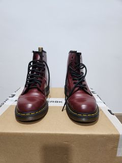 (Category: ) located in . Submitted by street2store (Listing ID 1307219092, Image 1). Description: .