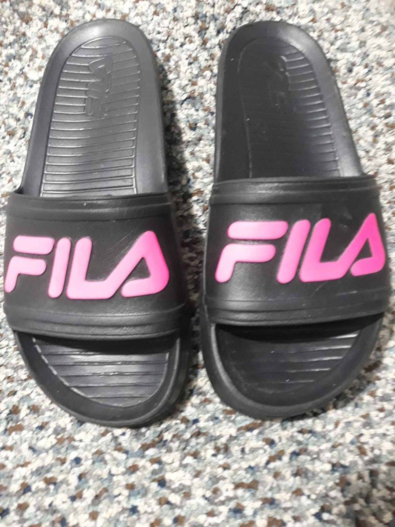 Pink and black fila slides new arrivals