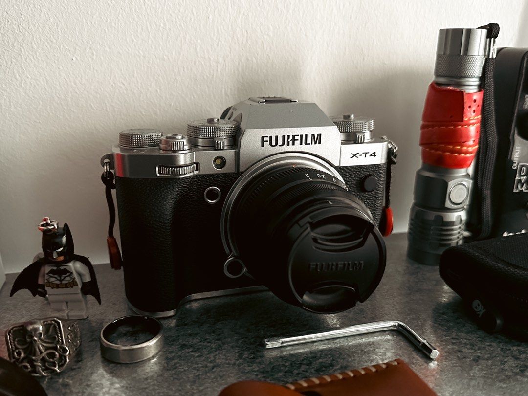 Fujifilm X-T4 + 16mm f1.4 + 35mm f2 + Polar Pro Mist filter (Category: Cameras) located in Singapore. Submitted by muktishw (Listing ID 1307088622, Image 2). Description: Hey! Fujifilm needs no introduction. They produce some of the best colours on the planet and the film simulation integrated allow you to shoot film-like photos and videos. Reason for selling: not portable enough for my motorcycle. Things included: Fujifilm XT4 Body: $1900 35mm f
