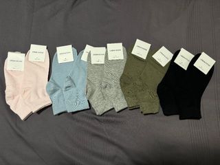 17 pairs of High-Quality women’s ankle socks
