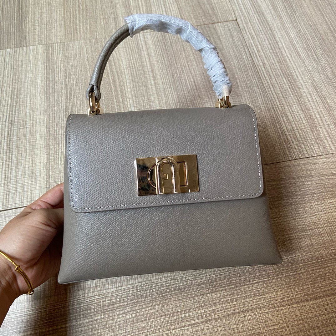 Furla 1927 sale 2025