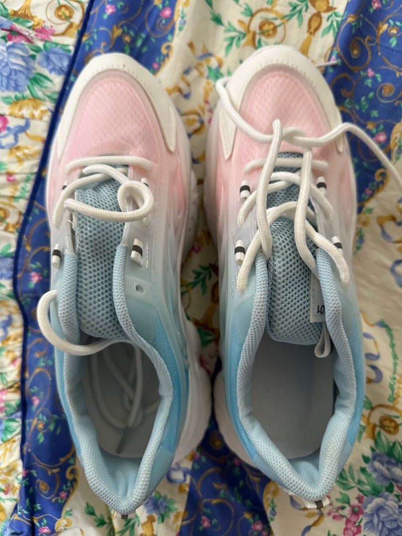 Kasut Rainbow Size 5