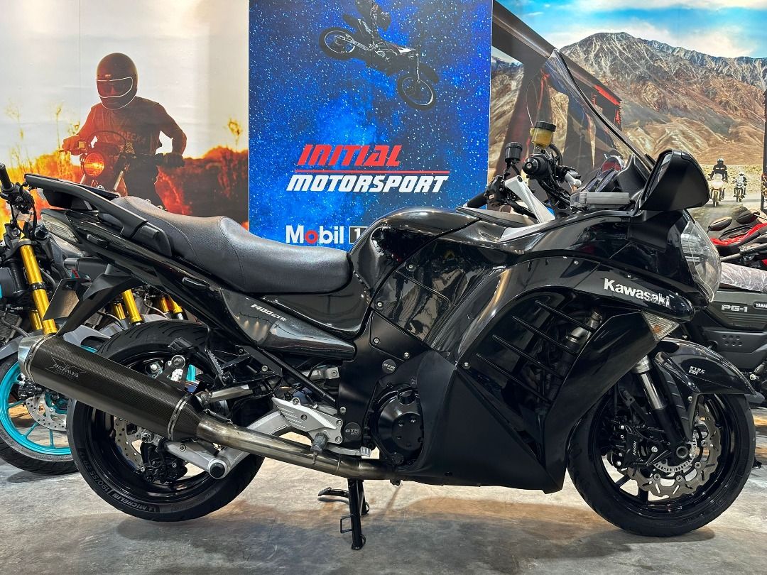 KAWASAKI 14000 GTR Motorcycles Motorcycles for Sale Class 2 on Carousell