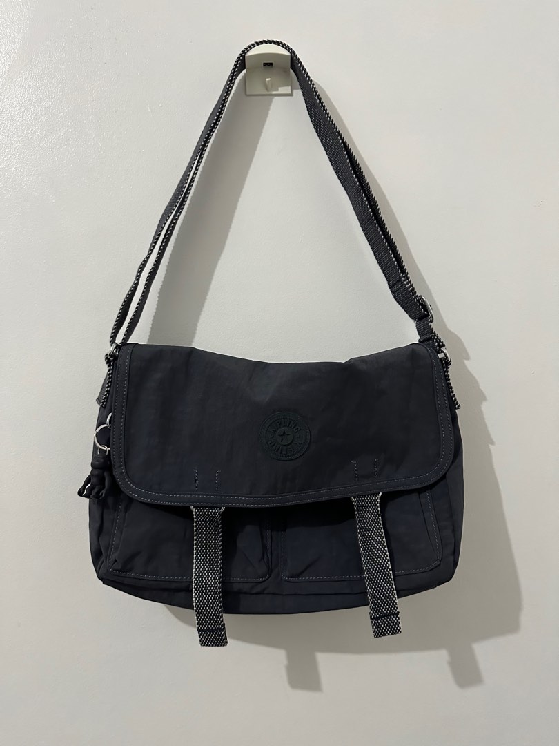 Kipling Ikin Messenger Bag Blue Women s Fashion Bags Wallets Cross body Bags on Carousell
