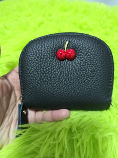 (Category: ) located in . Submitted by Pre_loved_ (Listing ID 1307188178, Image 1). Description: .