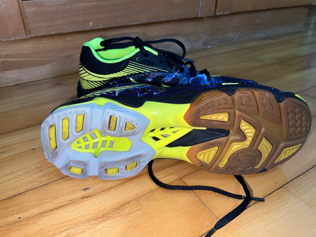 Z4 mizuno hot sale