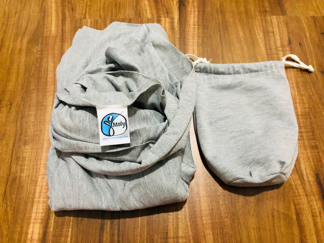 Moby Wrap Baby Carrier (Category: Carriers & Slings) located in Las Pinas. Submitted by rarieap (Listing ID 1307170609, Image 1). Description: Very slightly used Moby wrap baby carrier Fits up to 10 lbs. Reason for selling: not fitting in tropical weather.
