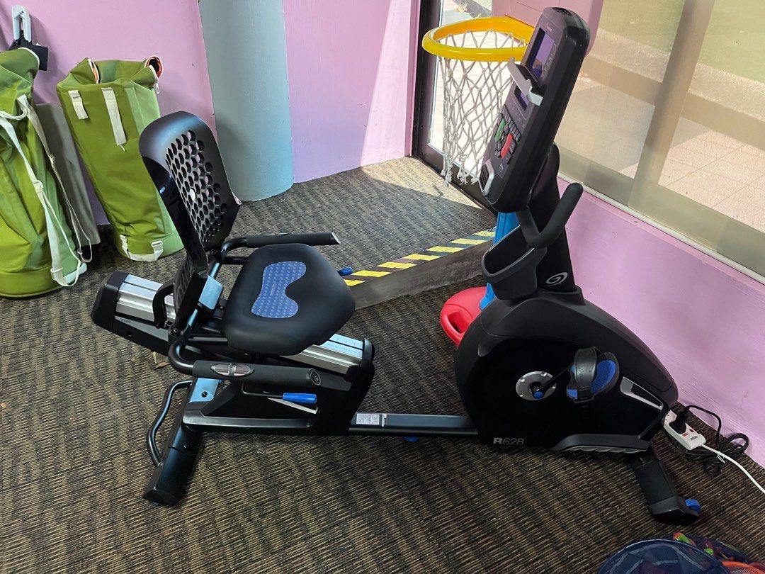 Nautilus r628 recumbent bike on sale
