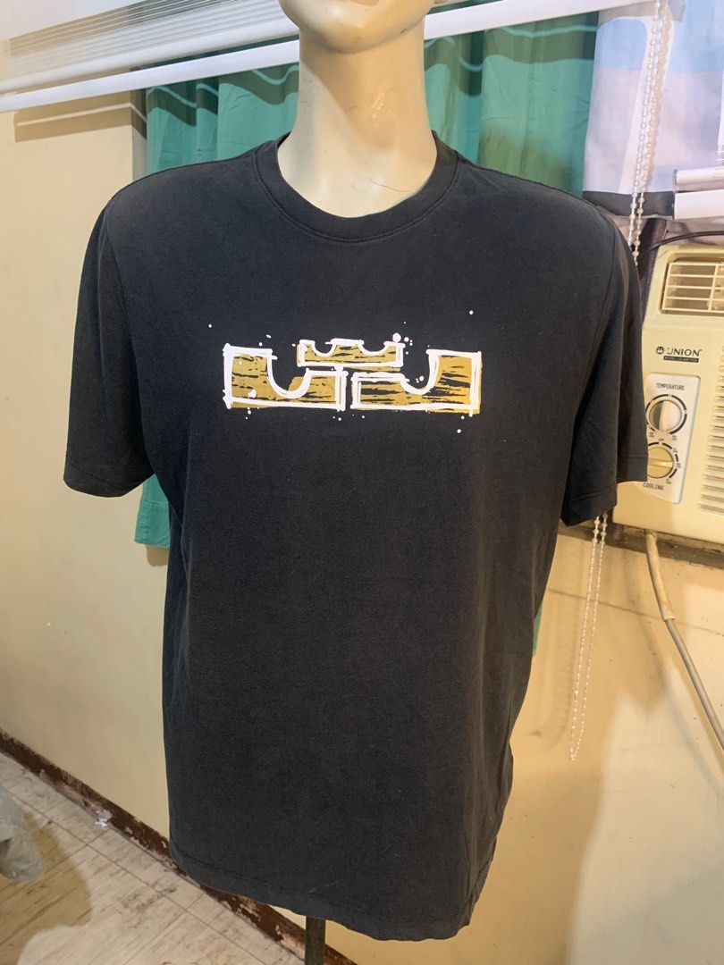nike shirt lebron 22x28 L (Category: Tshirts & Polo Shirts ) located in Balagtas. Submitted by enconcepcion (Listing ID 1307206555, Image 2). Description: nike lebron size 22x28 inches excellent used condition free shipping napo.