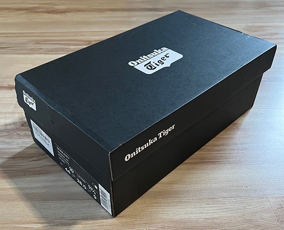 Onitsuka Tiger Shoe Box Men s Fashion Footwear Shoe inserts accessories on Carousell
