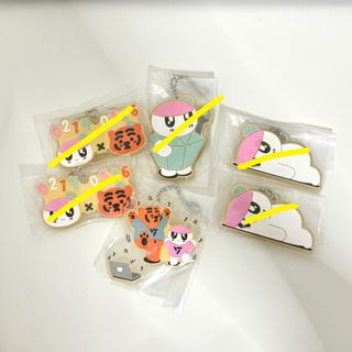 （分類：）位於 。 由 llychloe 提交（商品編號 1303700431，圖片 1）。簡介： 。