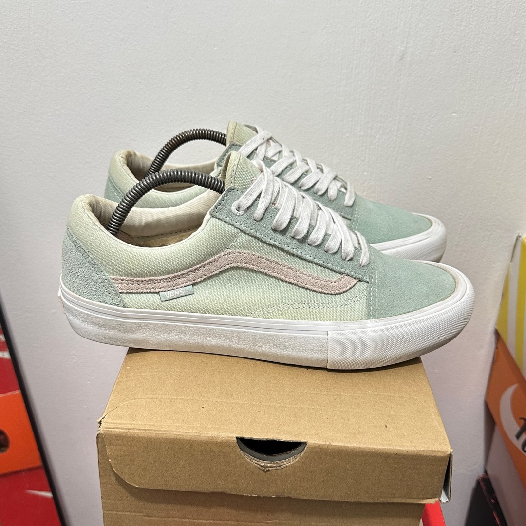 Vans old skool pro daniel lutheran shop