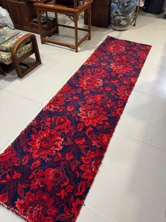 Vibrant red floral hallway rug/carpet Good condition 99 inches x 28 inches   PhP1,500.00