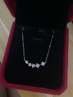5-Shaped Diamond Necklace