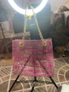 (Category: ) located in . Submitted by shopyourstyleph (Listing ID 1307362799, Image 1). Description: .