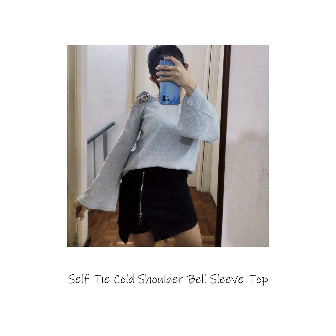 self tie shoulder smocked top