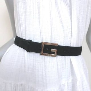 Authentic Gucci Black Leather Belt: G Buckle  (80 cm)