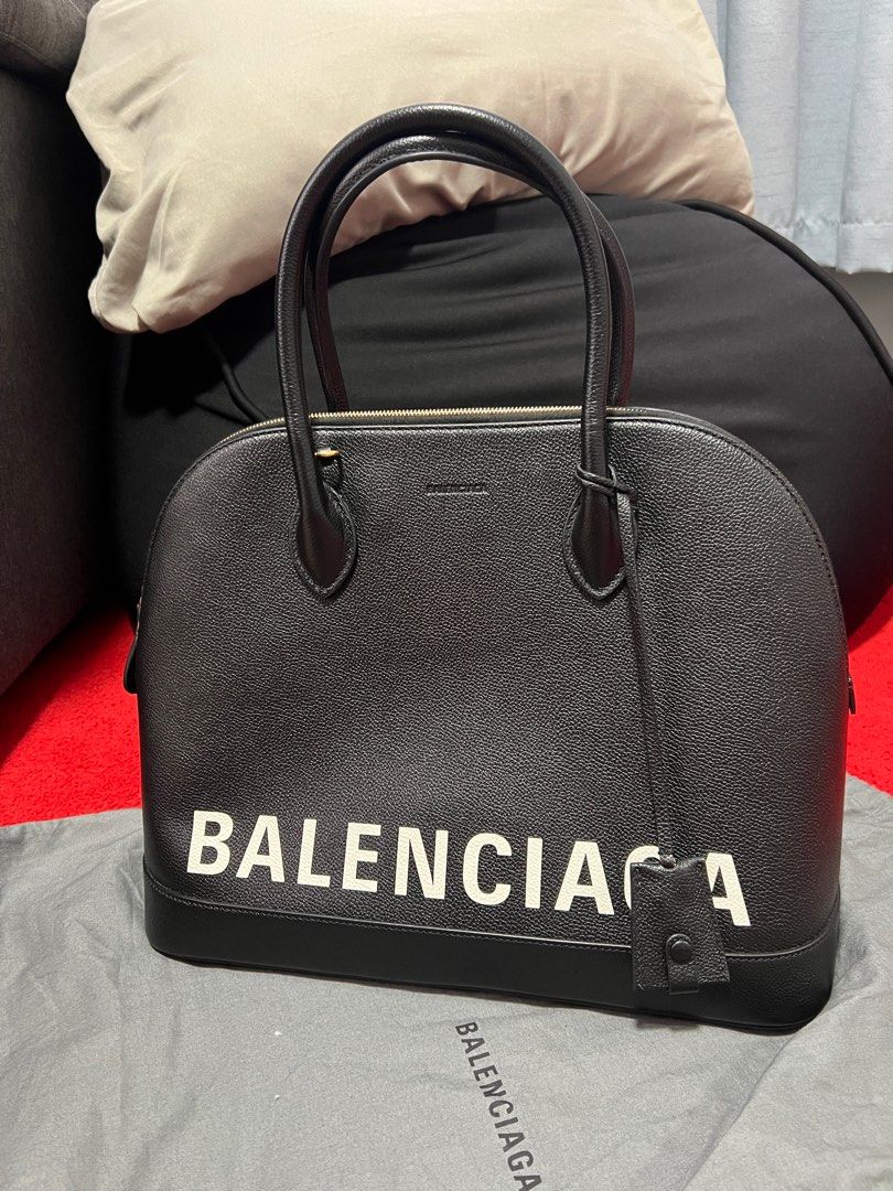 Balenciaga ville fein large