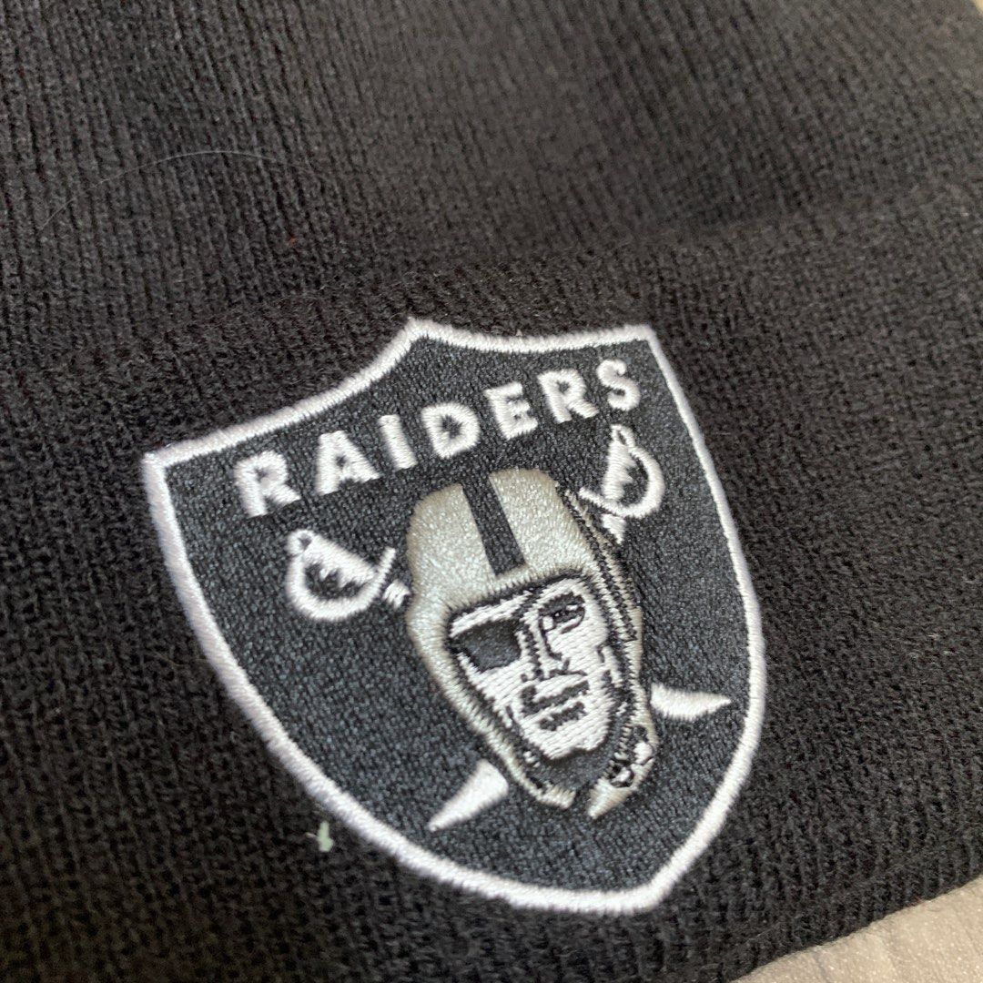 Supreme raiders beanie 2025