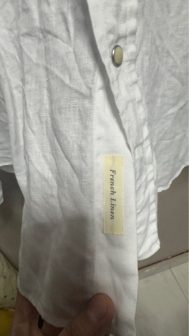 Boggi milano (Category: Tshirts & Polo Shirts) located in Singapore. Submitted by aelliah (Listing ID 1307346642, Image 3). Description: I used 4times only authentic bought in UK still looks new.