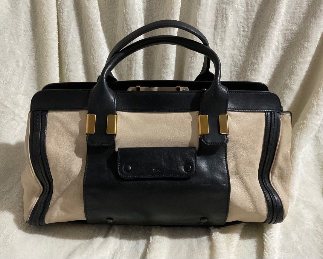 Chloe bag (Category: Luxury Bags & Wallets) located in Caloocan City. Submitted by siftedthriftedph (Listing ID 1307248331, Image 1). Description: Original Chloé Alice bag Large (L45 cm x H20 cm x D12 cm) Signs of use sa corners ( may open pipe 2 corners) Ganda ng leather missing strap.