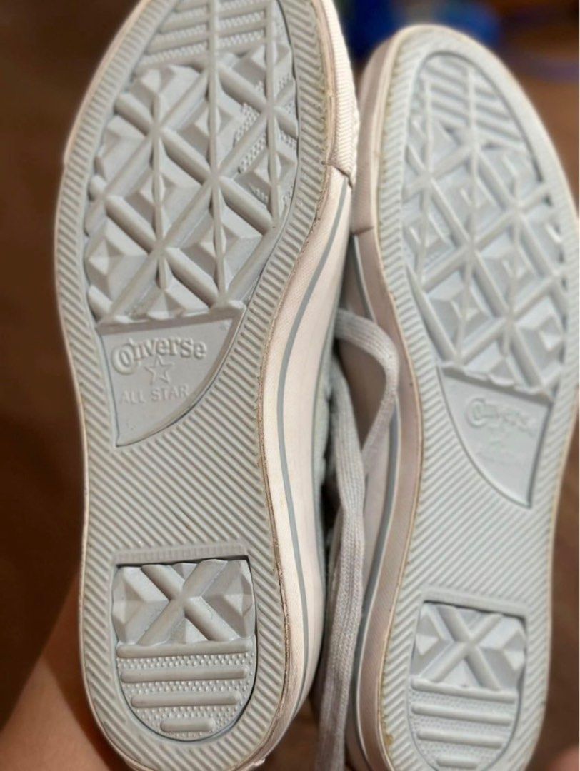 CONVERSE ORIGINAL HI CUT in MINT GREEN (Category: Sneakers) located in Makati City. Submitted by skye_matthiah (Listing ID 1307316538, Image 3). Description: BRAND NEW & NEVER BEEN USED CONVERSE HI CUT SHOES! SIZE 36 / SIZE 6 Flaw: May stain kayo na maglinis but overall CONDITION BRAND NEW HINDI NAGAMIT MAY TAG PA!! Orig PRICE ON TAG 3K plus…..