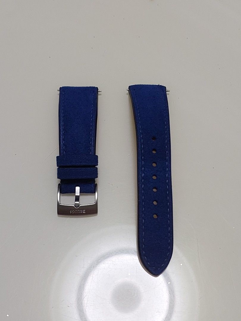 Alcantara strap clearance