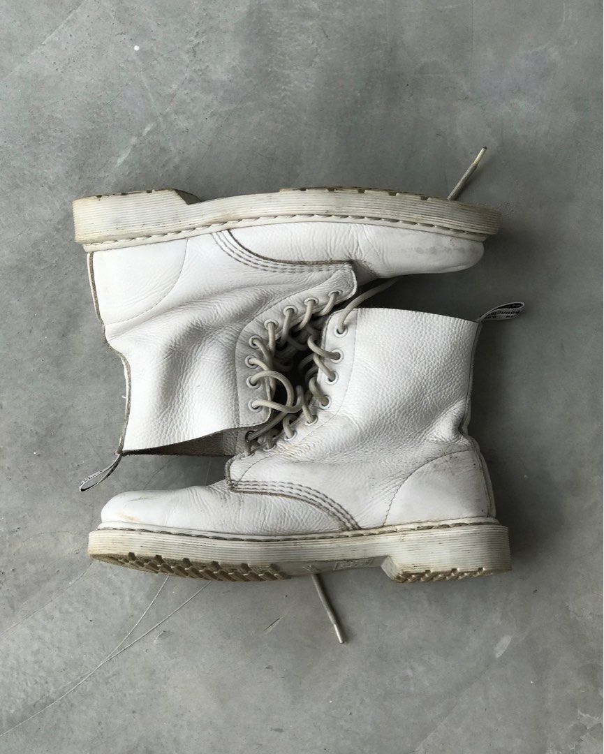 Dr Martens 1460 mono white boots Men s Fashion Footwear Boots on Carousell