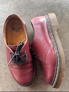 Dr martens 1461 smooth leather cherry red