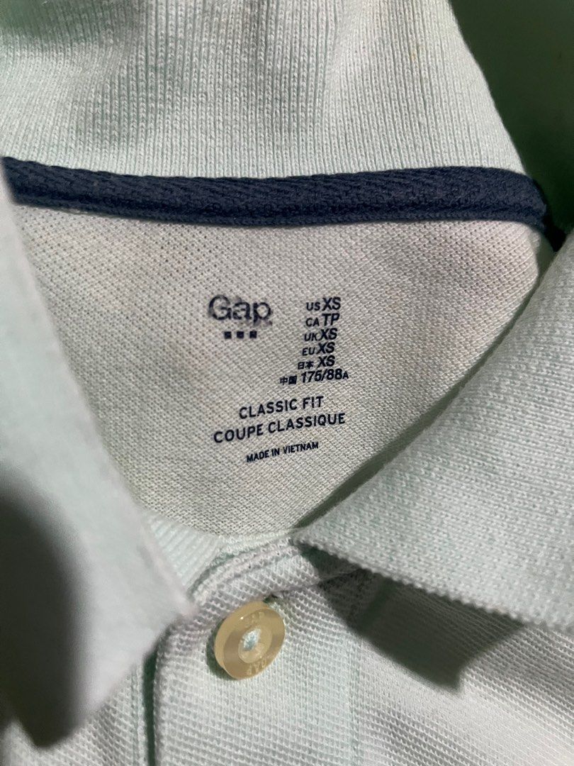 GAP POLO SHIRT (Category: Tshirts & Polo Shirts ) located in Paranaque City. Submitted by dnlem (Listing ID 1307385162, Image 3). Description: GAP Original Size: XS (Men) Rfs: decluttering & rarely used msg me for more pictures negotiable .