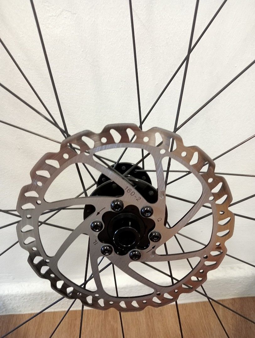 Giant P R2 Disc Wheelsets For Tubeless Lovers Sports Equipment giant-p-r2-disc-wheelsets-for-tubeless-lovers-sports-equipment