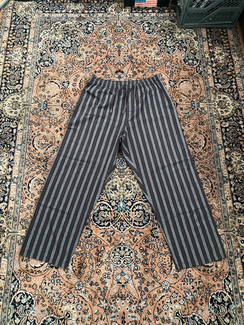 Grey Striped Lounge Pants (Category: Sleep and Loungewear) located in Pasig City. Submitted by AndyY (Listing ID 1307300135, Image 1). Description: 30 Waist Before Stretching 37.5 Length.