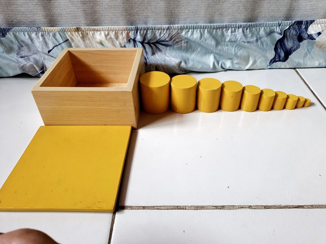 Mainan Anak Knobless Cylinder Montessori Balita, Bayi & Anak, Lainnya ...