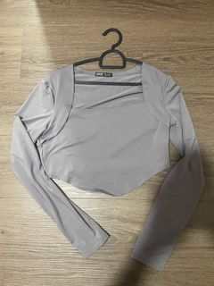 (Category: ) located in . Submitted by clothesforsaleeee (Listing ID 1307342629, Image 1). Description: .
