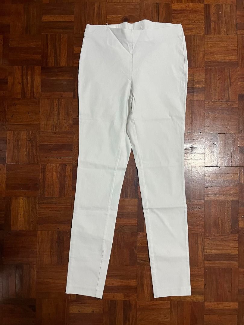Michael Kors white pants (Category: Other Bottoms) located in Quezon City. Submitted by official.lostcorner (Listing ID 1307381616, Image 1). Description: Original Michael Kors. No issues. Looks good as new..
