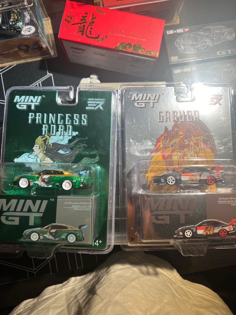 Mini gt roro and garuda, Hobbies & Toys, Toys & Games on Carousell