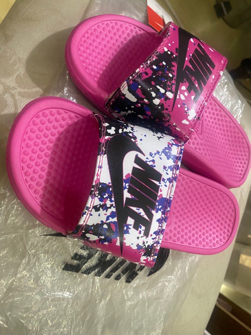 Nike Slides (Category: Slippers and slides) located in Quezon City. Submitted by inxshop (Listing ID 1307285017, Image 2). Description: Brand new. Size 38 Bought it online but it’s small for me. I’m a size 8 & should’ve bought one size bigger. .
