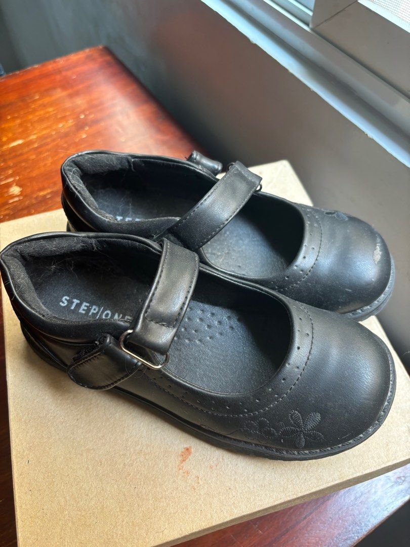 Payless school shoes online