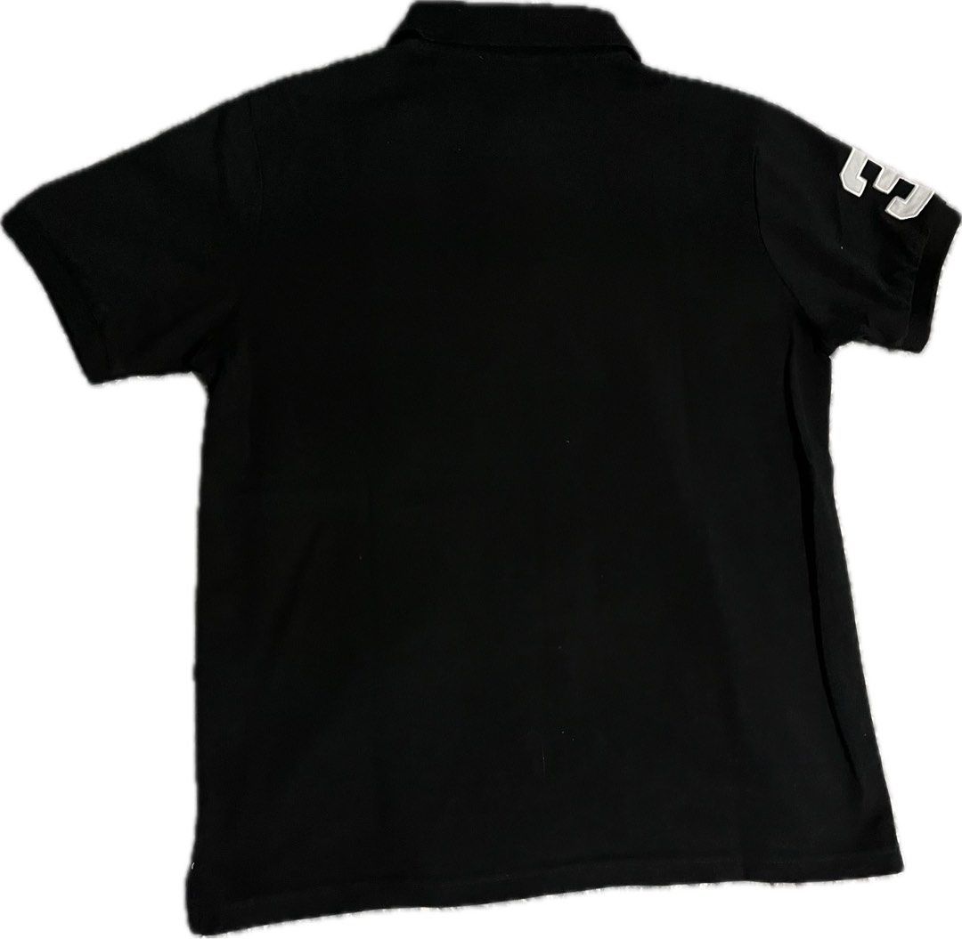 POLO RALPH LAUREN (Category: Tshirts & Polo Shirts ) located in Paranaque City. Submitted by dnlem (Listing ID 1307385672, Image 2). Description: POLO BY RALPH LAUREN Original Size: Large Rfs: decluttering & rarely used Length: 26 inches Width: 21 inches msg me for more pictures negotiable.