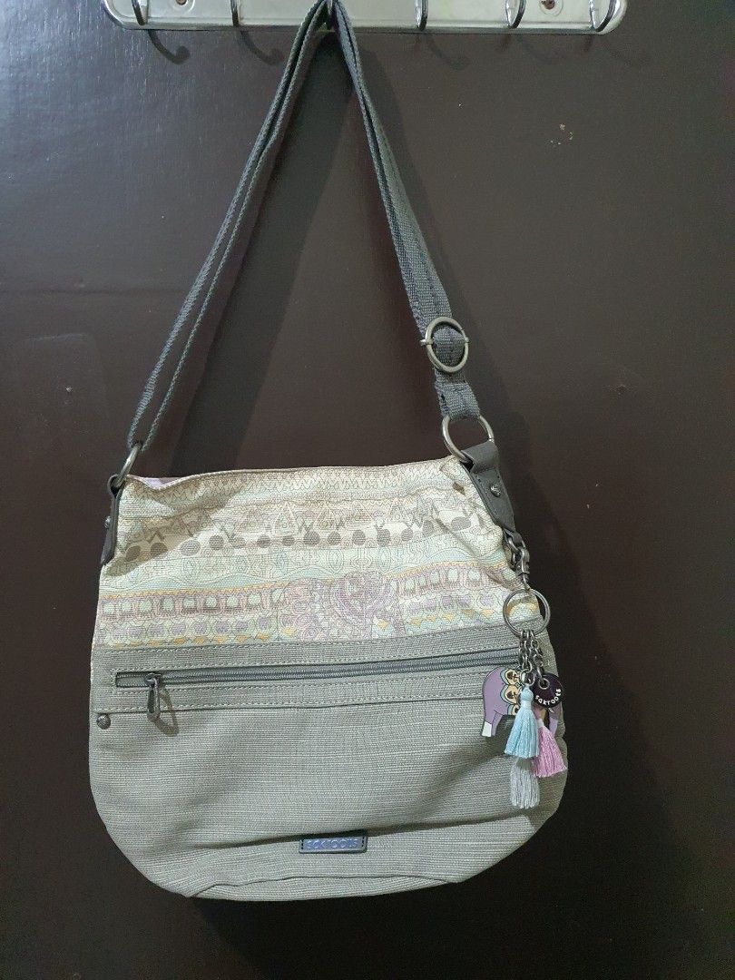 Sakroots bucket bag discount