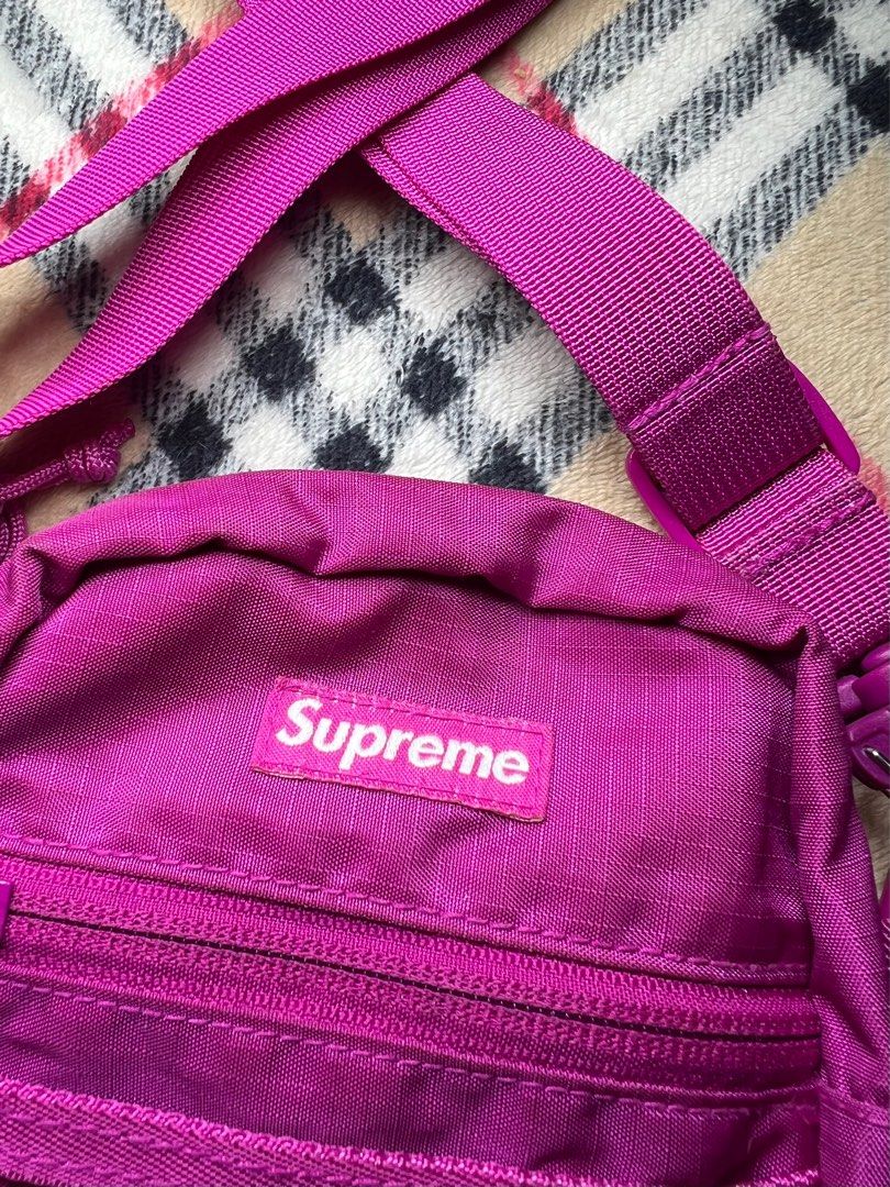 Pink supreme shoulder bag new arrivals