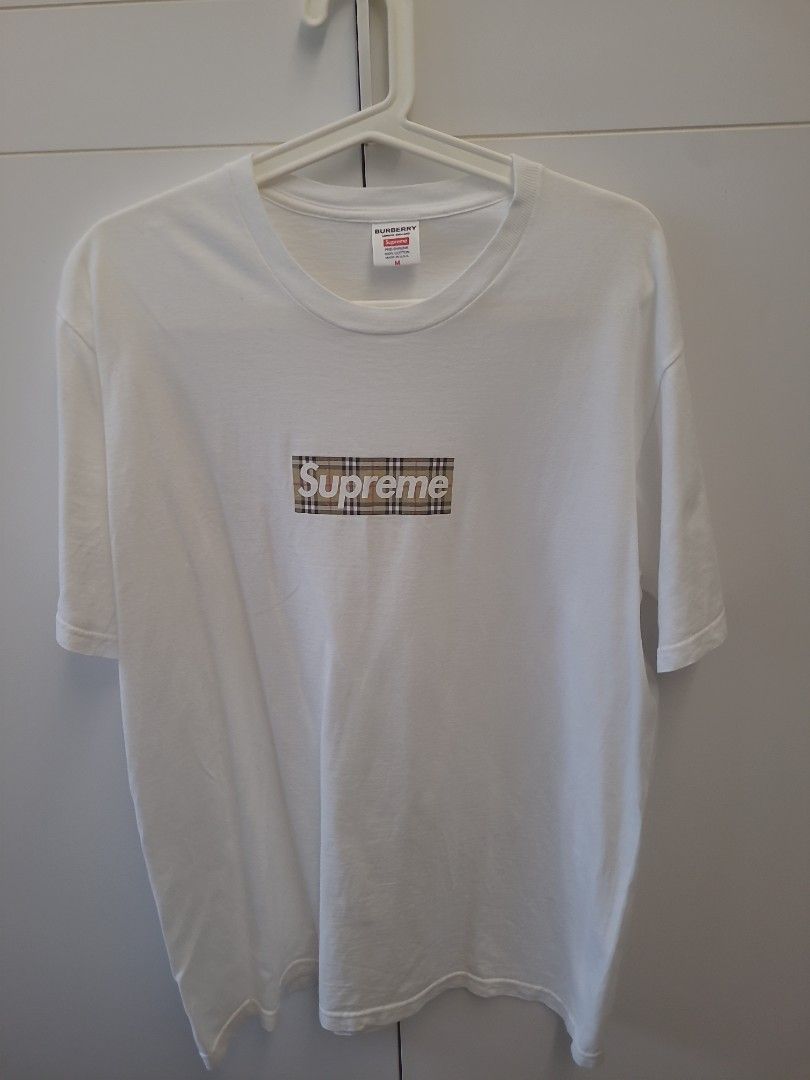 Supreme x Burberry T Shirt Size M