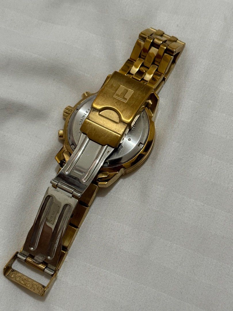 Tissot Watch (Category: Luxury Watches) located in Makati City. Submitted by arjayv (Listing ID 1307274216, Image 2). Description: Tissot watch. Complete with box. .