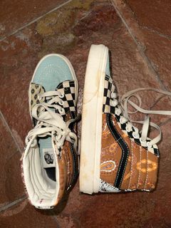 (Category: ) located in . Submitted by turdels.closet (Listing ID 1307274109, Image 1). Description: .