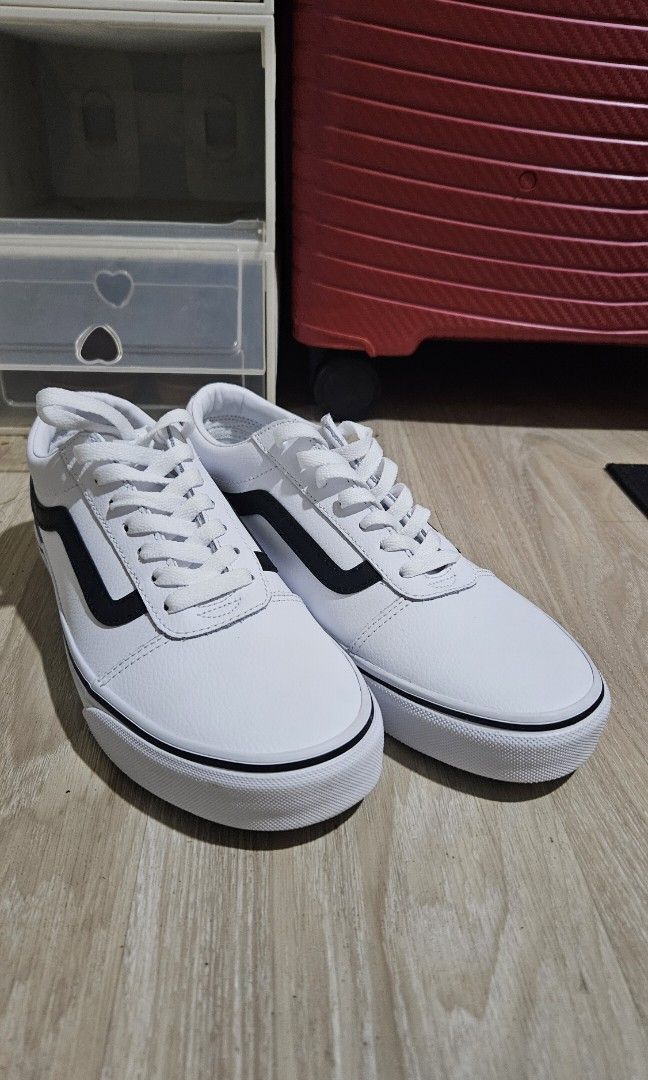 Vans ward leather white online