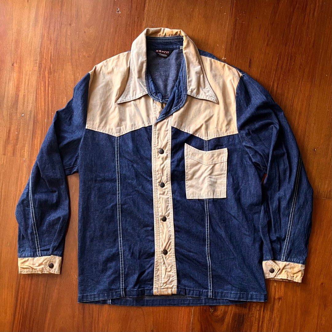 Vintage 70s Esprit Western Denim Jacket (Category: Coats, Jackets and Outerwear) located in Muntinlupa City. Submitted by _sbstnm (Listing ID 1307251740, Image 1). Description: Vintage 1970s Esprit by Campus western cowboy jacket in deep indigo denim quth faux suede details. Tag size: L Actual measurements (inches, laid flat) Width: 23 Length: 31 Shoulder: 19 Sleeve: 26 MOP: Gcash or BPI transfer only Shipping: Lalamove, GrabExpress, J&T Express 