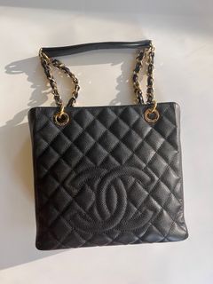 (Category: ) located in . Submitted by vintage.sg (Listing ID 1307365832, Image 1). Description: .