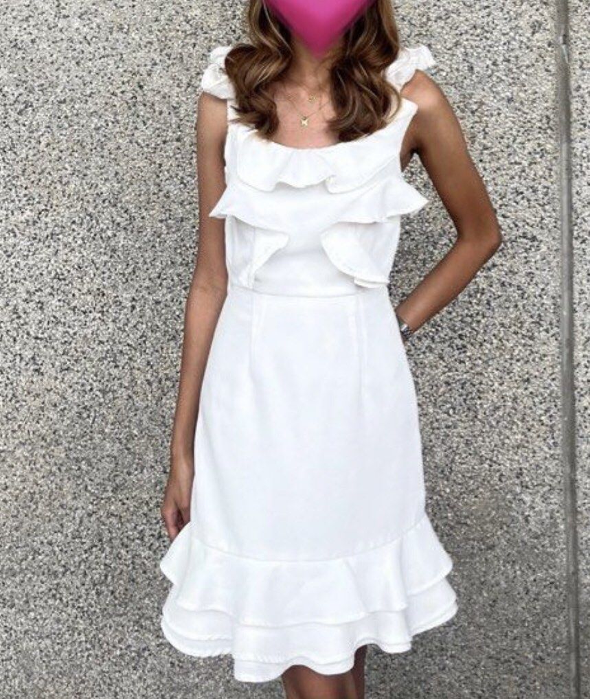 White Graduation Dress (Category: Dresses) located in Minalin. Submitted by declutter_ry (Listing ID 1307314377, Image 3). Description: Reselling this white dress! This should have been my graduation dress 🥲Unfortunately, it doesn’t fit. For petite girlies! xs-s frame Waist: 23-24 in (I’m 25-26) Height: 5’4 Condition: 10/10, vg quality! 🥲 Bought this for 400 + sf. Reselling it for 300 + sf (price still negotiable if sure buyer) Bilhin nyo na go