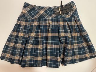 （分類：）位於 。 由 s34bla 提交（商品編號 1307374362，圖片 1）。簡介： 。
