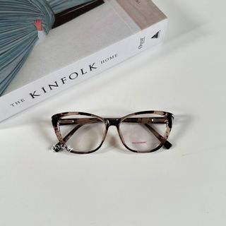 (Kategori: ) berada di . Dikirim oleh sekyra.id (ID iklan 1307442438, Gambar 1). Deskripsi: .
